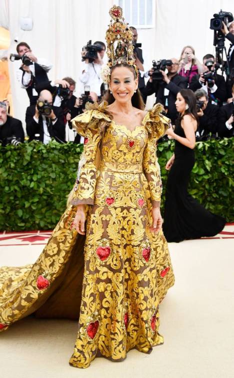 rs_634x1024-180507165857-634-Sarah-Jessica-Parker-Met-Gala-2018